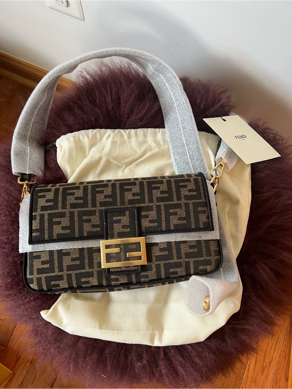 Fendi Baguette Bag in Brown FF Jacquard Fabric Bag NWT MSRP 3850 - Picture 3 of 17